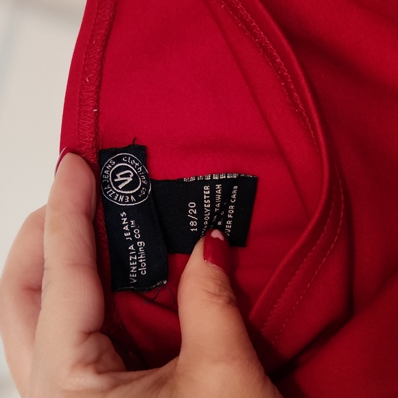 Tank top - Picture 2 of 4